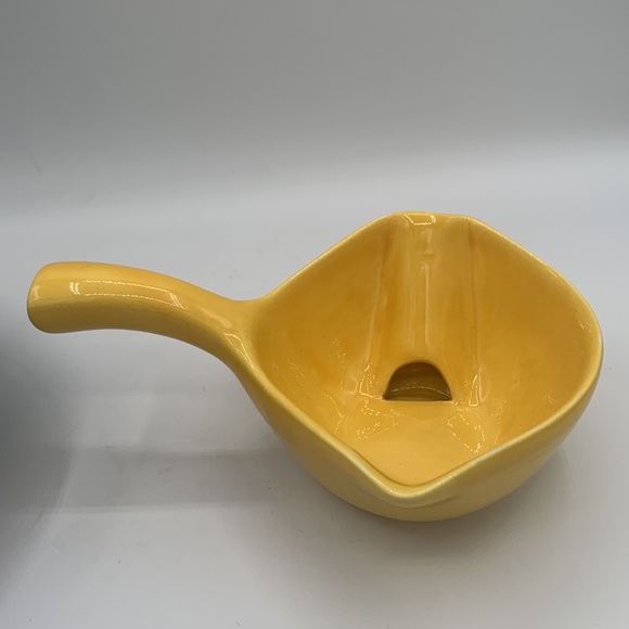 MCM Cardinal China Company Gravy dish(?) - Picture 2 of 6